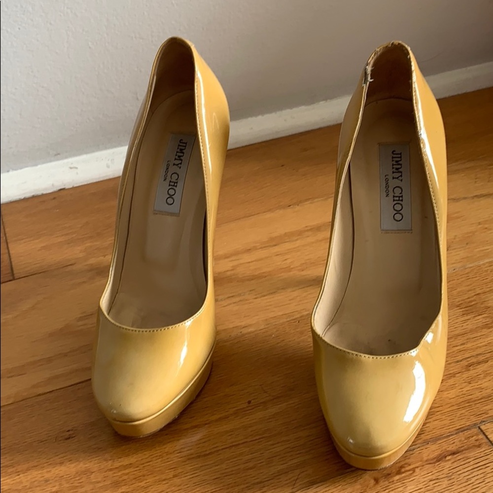Used Jimmy Choo Stilettos nude/mustard yellow